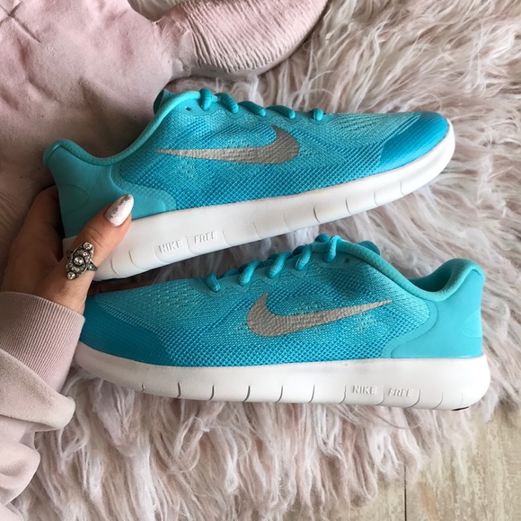 NWT Nike Free RN - Picture 3 of 7